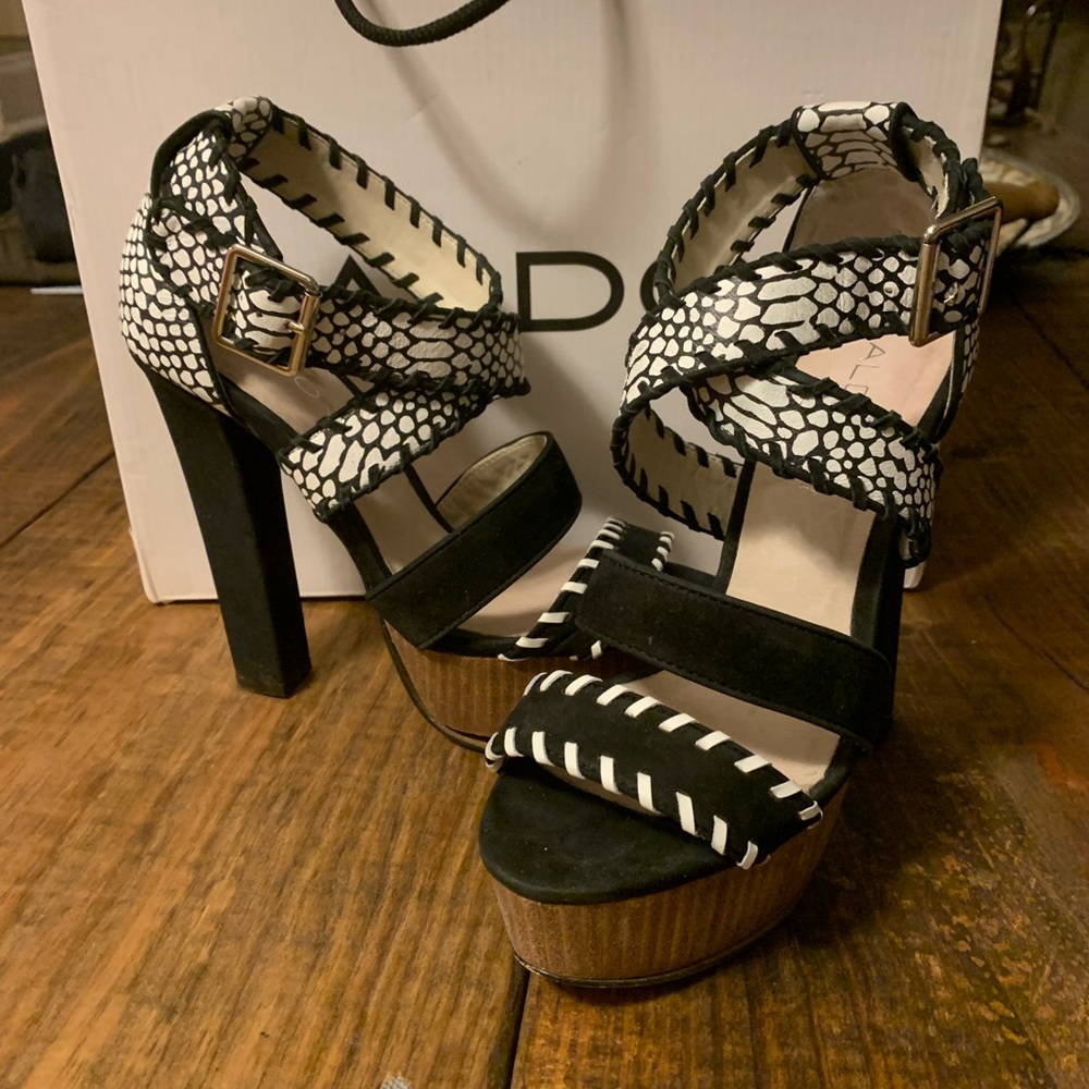 Pre Loved Aldo Platform Heeled Sandals - Picture 3 of 7